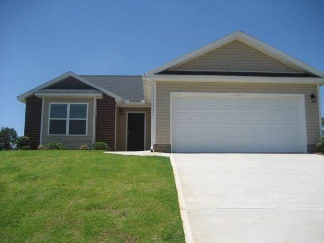 414 Haddenham Ct, Perry, GA 31069 photo 1