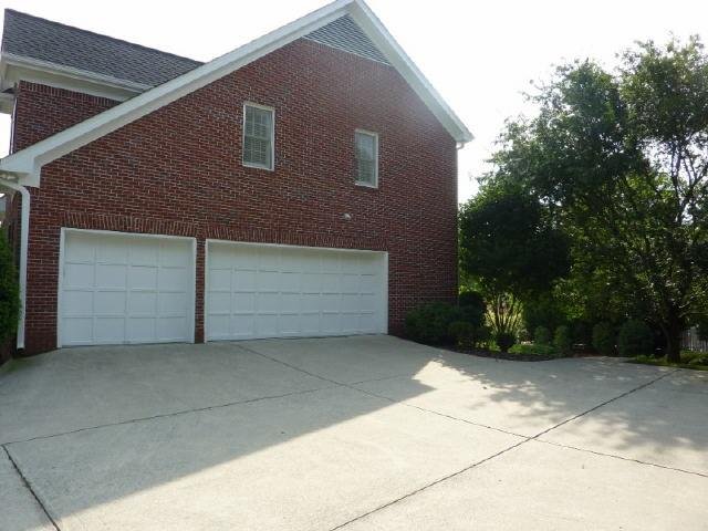 10400 Sugar Crest Ave, Duluth, GA 30097 photo 16