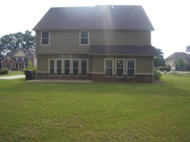 105 Traditions Ln, Hampton, GA 30228 photo 3