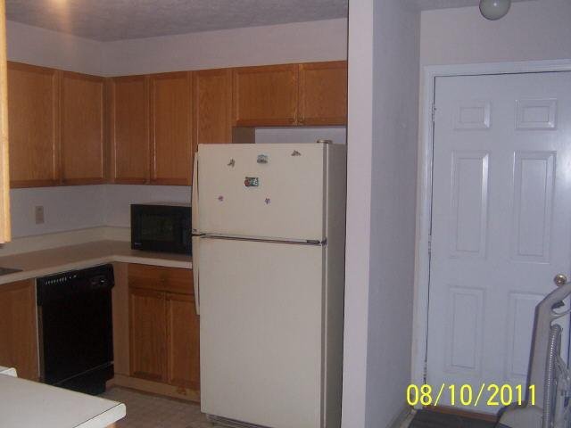 6331 Amberly Rd, Rex, GA 30273 photo 8