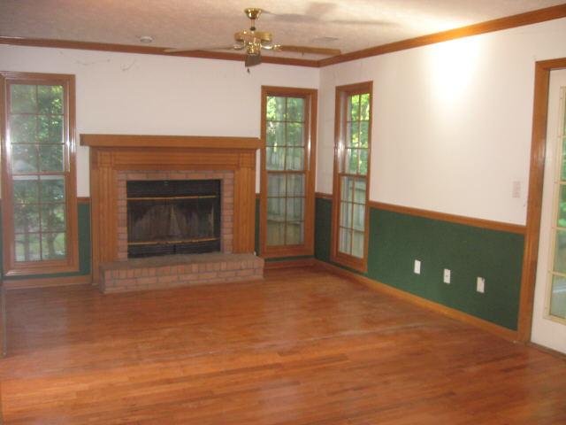 222 Village Dr, Lagrange, GA 30240 photo 2
