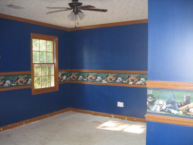 222 Village Dr, Lagrange, GA 30240 photo 11