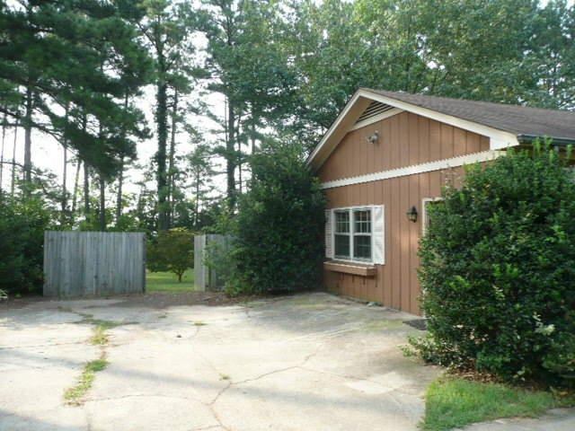174 Fairway Cir, Athens, GA 30607 photo 2