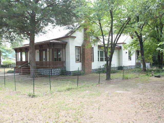 228 E Beech St, Cochran, GA 31014 photo 16