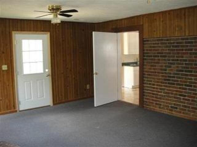 237 Elrod St, Cornelia, GA 30531 photo 9