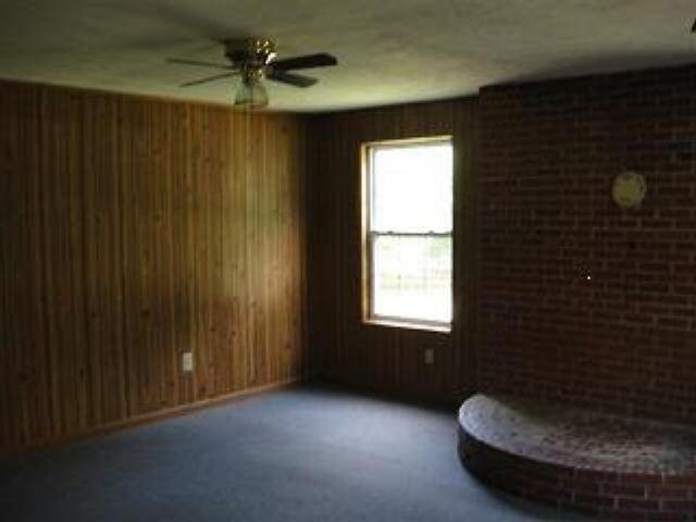 237 Elrod St, Cornelia, GA 30531 photo 8