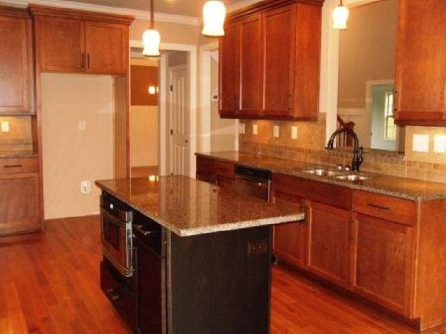 305 Crescent Dr, Forsyth, GA 31029 photo 11