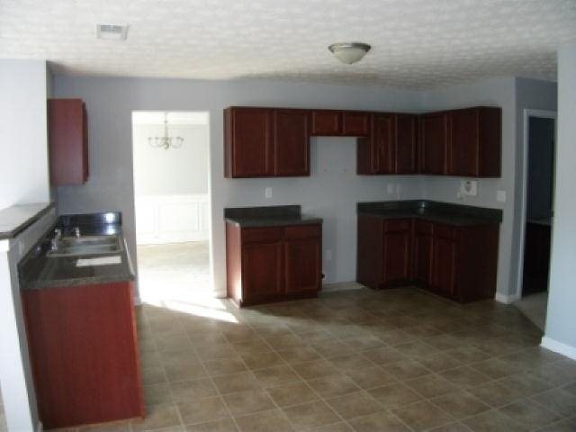 337 Cobblestone Ct, Hampton, GA 30228 photo 7