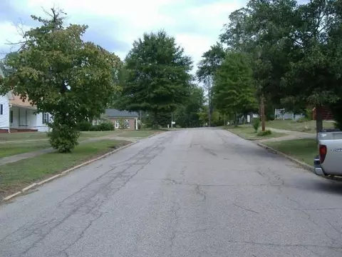804 Boulevard, Valley, AL 36854 photo 3