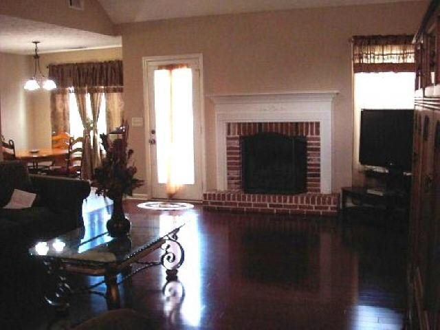 112 Perimeter Dr, Lagrange, GA 30240 photo 3