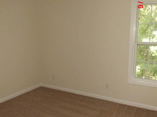80 Saint Aurics Dr, Suwanee, GA 30024 photo 12