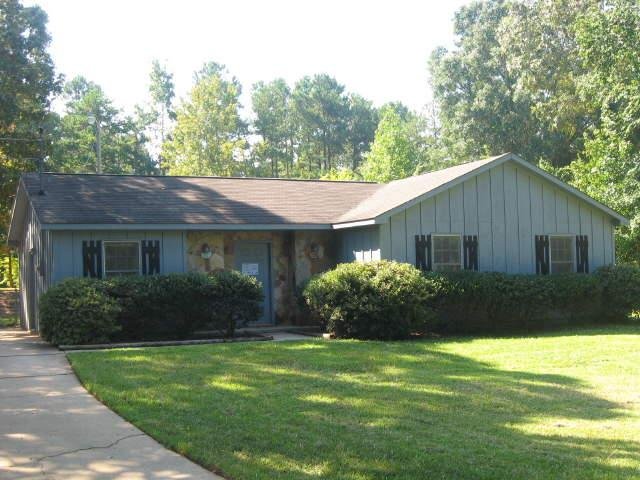 137 Rob Roy Rd, Lagrange, GA 30240 photo 1