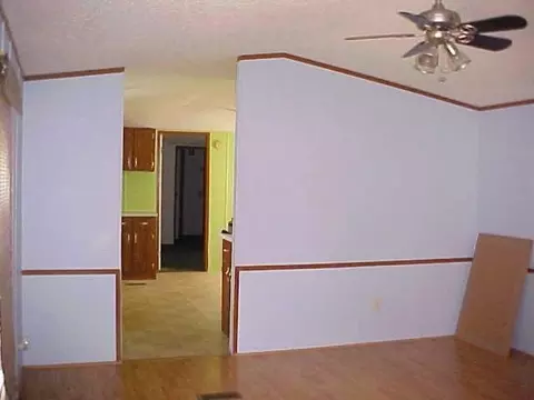 312 E 20th St, Lanett, AL 36863 photo 5