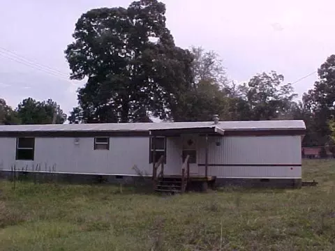 312 E 20th St, Lanett, AL 36863 photo 1