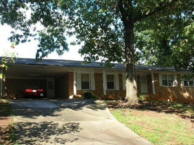 6809 Charles Dr, Morrow, GA 30260 photo 1
