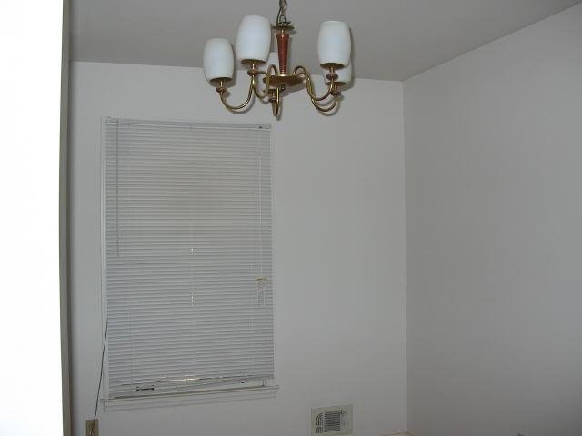 6809 Charles Dr, Morrow, GA 30260 photo 3