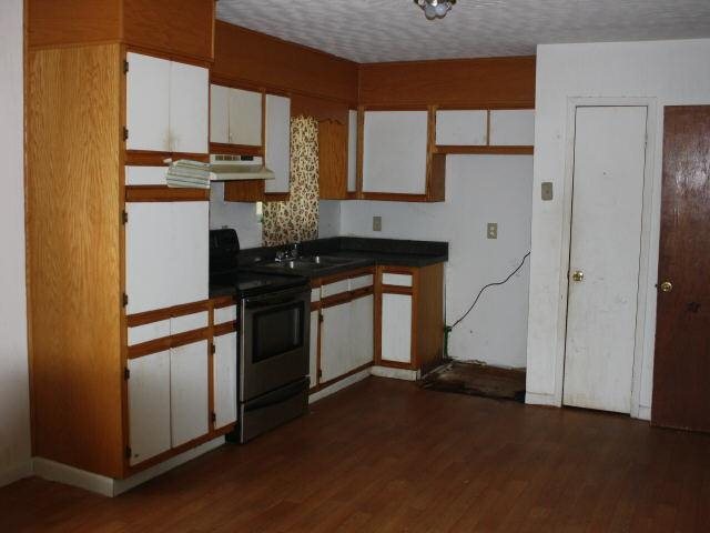 100 Spaulding, Mcrae, GA 31055 photo 2