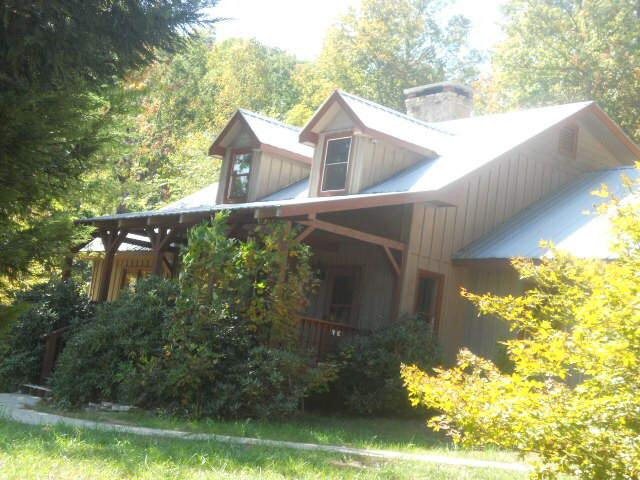 369 Bellview Dr, Tiger, GA 30576 photo 2