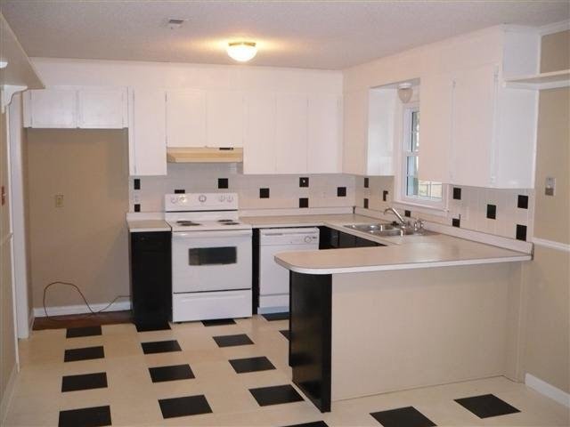 202 Cornell Dr, Warner Robins, GA 31093 photo 4