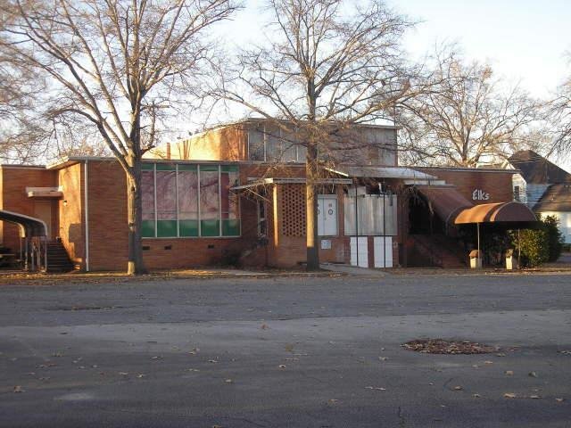 604 Academy Ave, Dublin, GA 31021 photo 2
