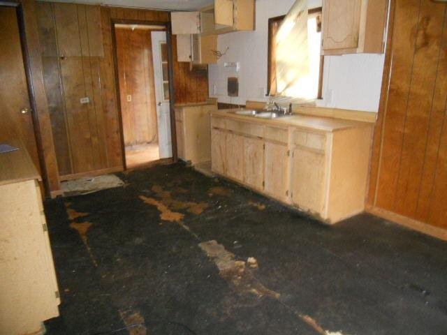 823 Sutton Rd, Dublin, GA 31021 photo 3