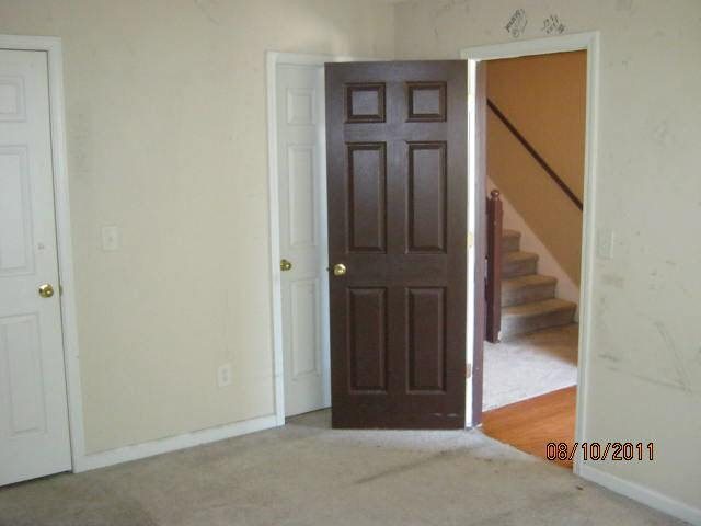 2193 Miranda Dr, Morrow, GA 30260 photo 9