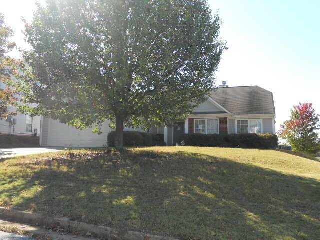 879 Springchase Dr, Austell, GA 30168 photo 2