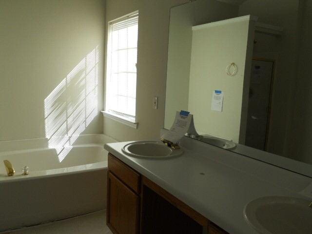 879 Springchase Dr, Austell, GA 30168 photo 10