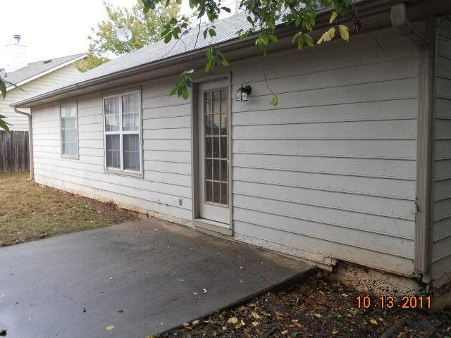 6579 Oak Mill Ct, Morrow, GA 30260 photo 2