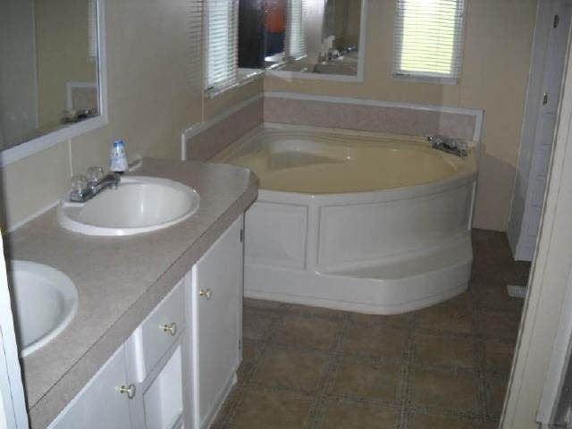 766 Gregory Dr, Jasper, GA 30143 photo 5