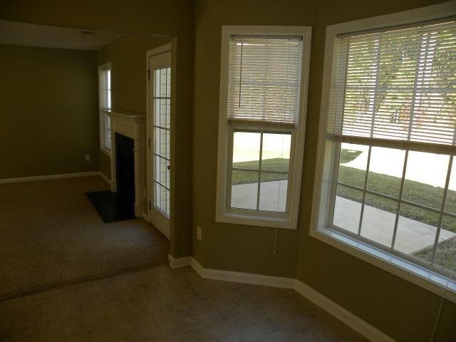 1037 Bluecoat Cir, Hampton, GA 30228 photo 6