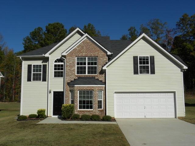 1037 Bluecoat Cir, Hampton, GA 30228 photo 1