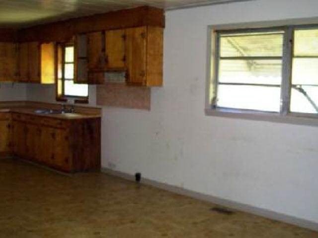 715 Park Ave, Baldwin, GA 30511 photo 4