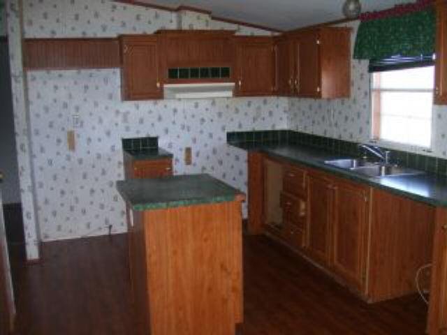 114 Cotton Cir, Colbert, GA 30628 photo 9