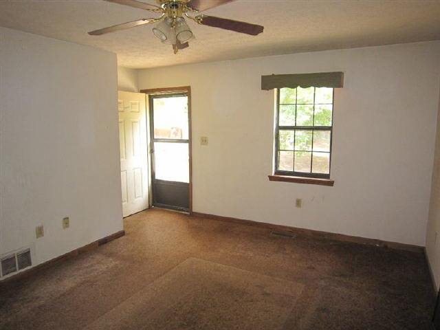 129 Perry St, Monroe, GA 30655 photo 5
