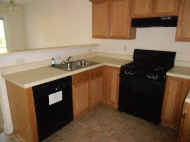 90 Fieldview Ln, Covington, GA 30016 photo 4