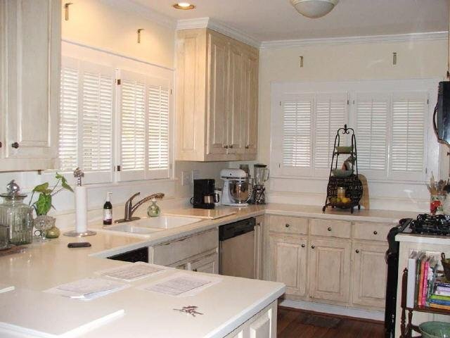 273 E Broad St, Winder, GA 30680 photo 2