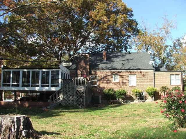 273 E Broad St, Winder, GA 30680 photo 15