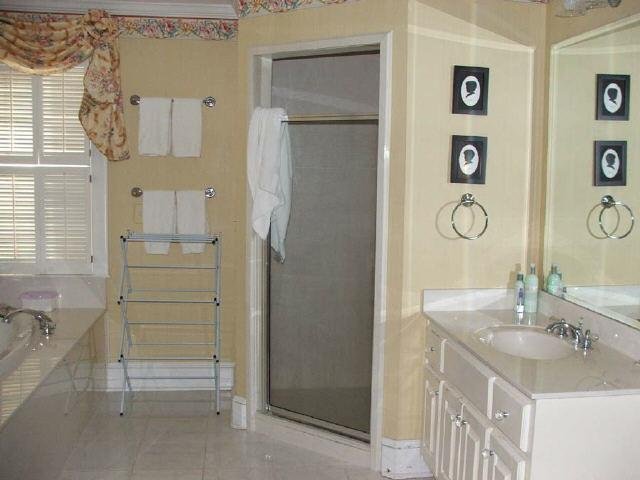 273 E Broad St, Winder, GA 30680 photo 6