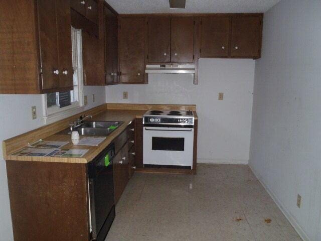 220 Stephens Dr, Toccoa, GA 30577 photo 4