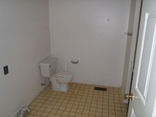 220 Stephens Dr, Toccoa, GA 30577 photo 9