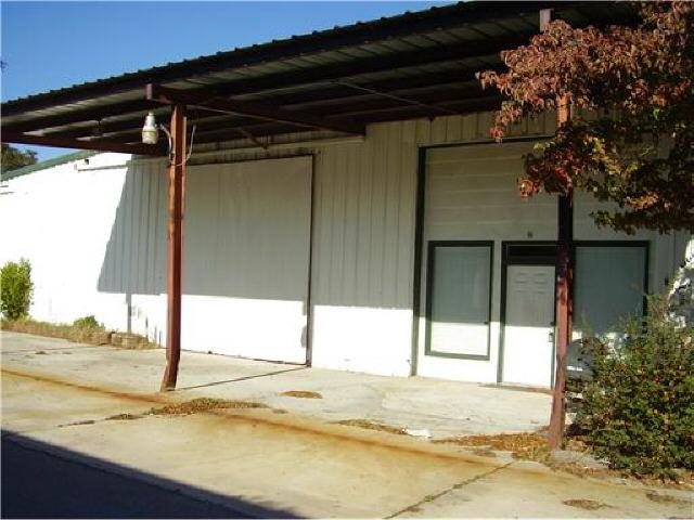 200 E Fourth St, Springfield, GA 31329 photo 1