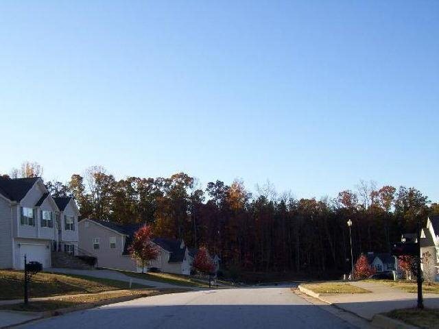 40 Cliff View Dr, Covington, GA 30016 photo 3