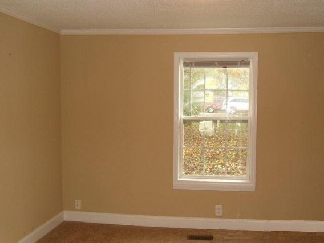 63 Forest Ave, Commerce, GA 30529 photo 4