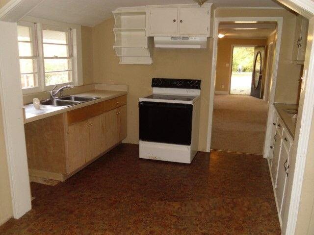 63 Forest Ave, Commerce, GA 30529 photo 7
