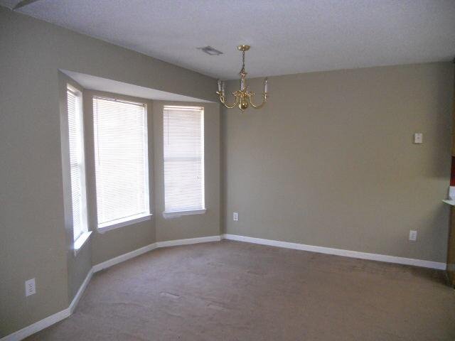 2597 Rosecommons Dr, Hampton, GA 30228 photo 5