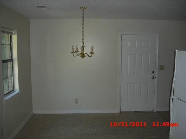 58 Silver Tip Ct, Mcdonough, GA 30253 photo 3