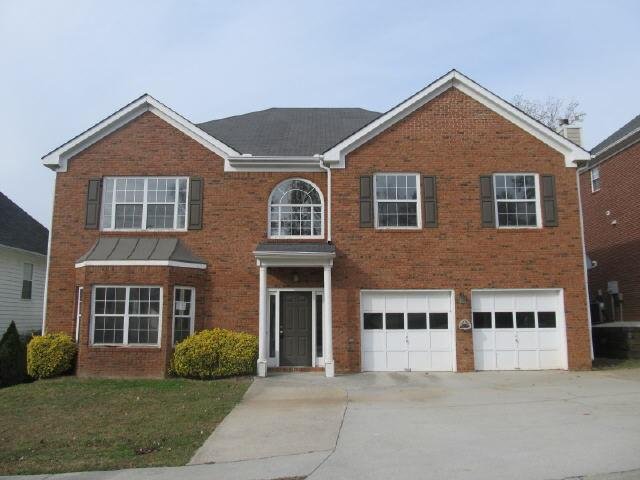 3915 Fallbrook Dr, Duluth, GA 30096 photo 1