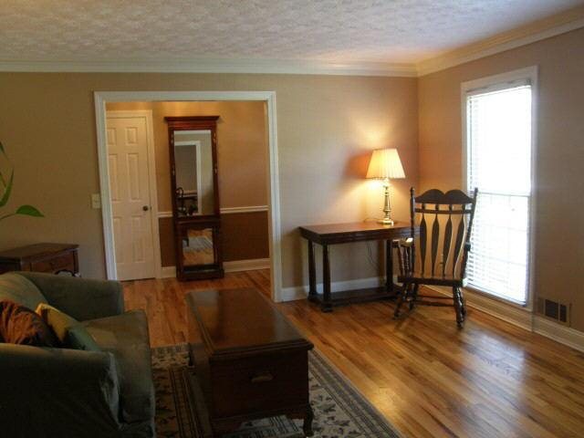 375 Chaffin Rd, Roswell, GA 30075 photo 2