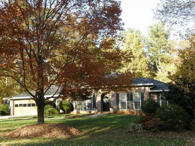 375 Chaffin Rd, Roswell, GA 30075 photo 1